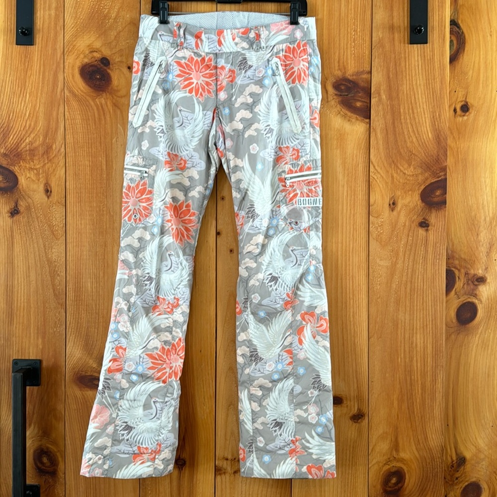 Bogner Ski Pants - Barely worn! Size 6L (31” inseam) Fits standard US 4, 26/27